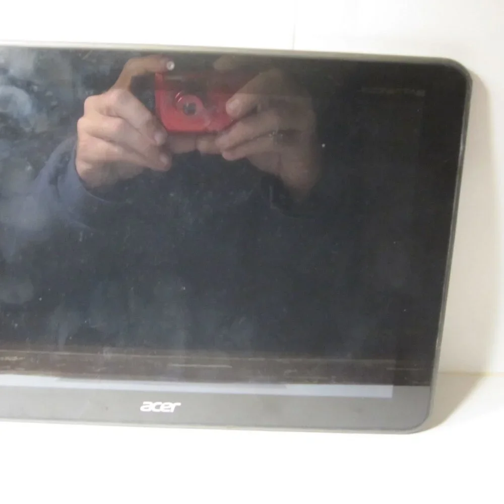 Acer Iconia A200 Tab 16GB Tablet Computer - for parts / repair